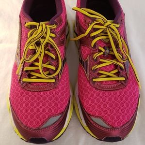 Womens Mizuno Wave Paradox 2 Running Shoes